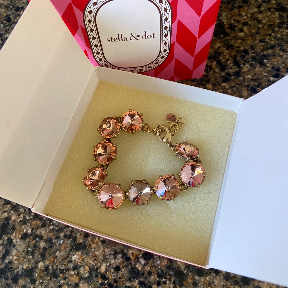 Bracelet